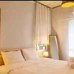 Historical Detached House In The Center Измир