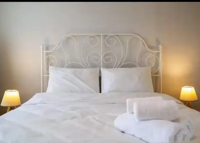 Historical Detached House In The Center Willa *